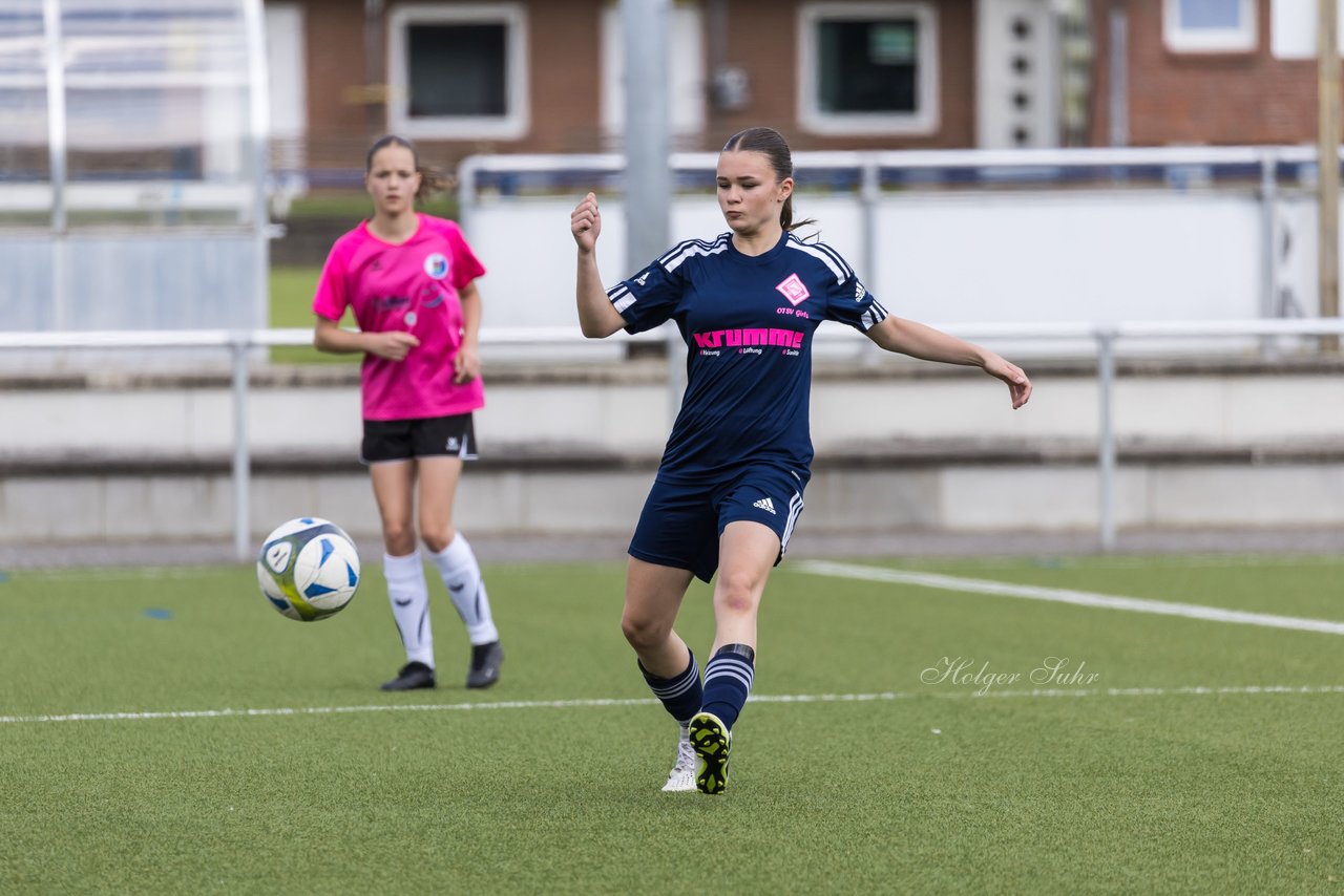 Bild 266 - wCJ Osterroenfelder TSV - VfL Pinneberg : Ergebnis: 0:15